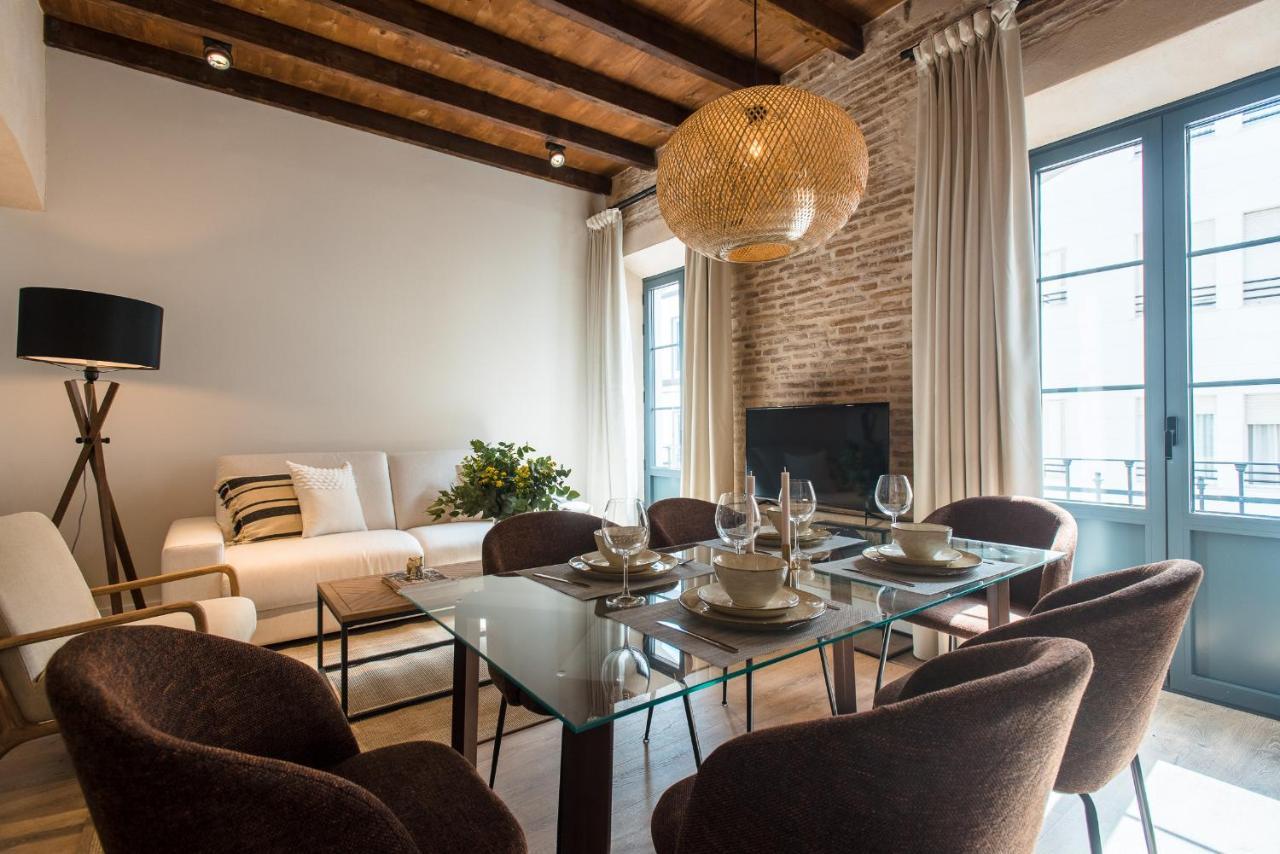 La Silleria De Triana By Magno Apartments Sevilla Buitenkant foto